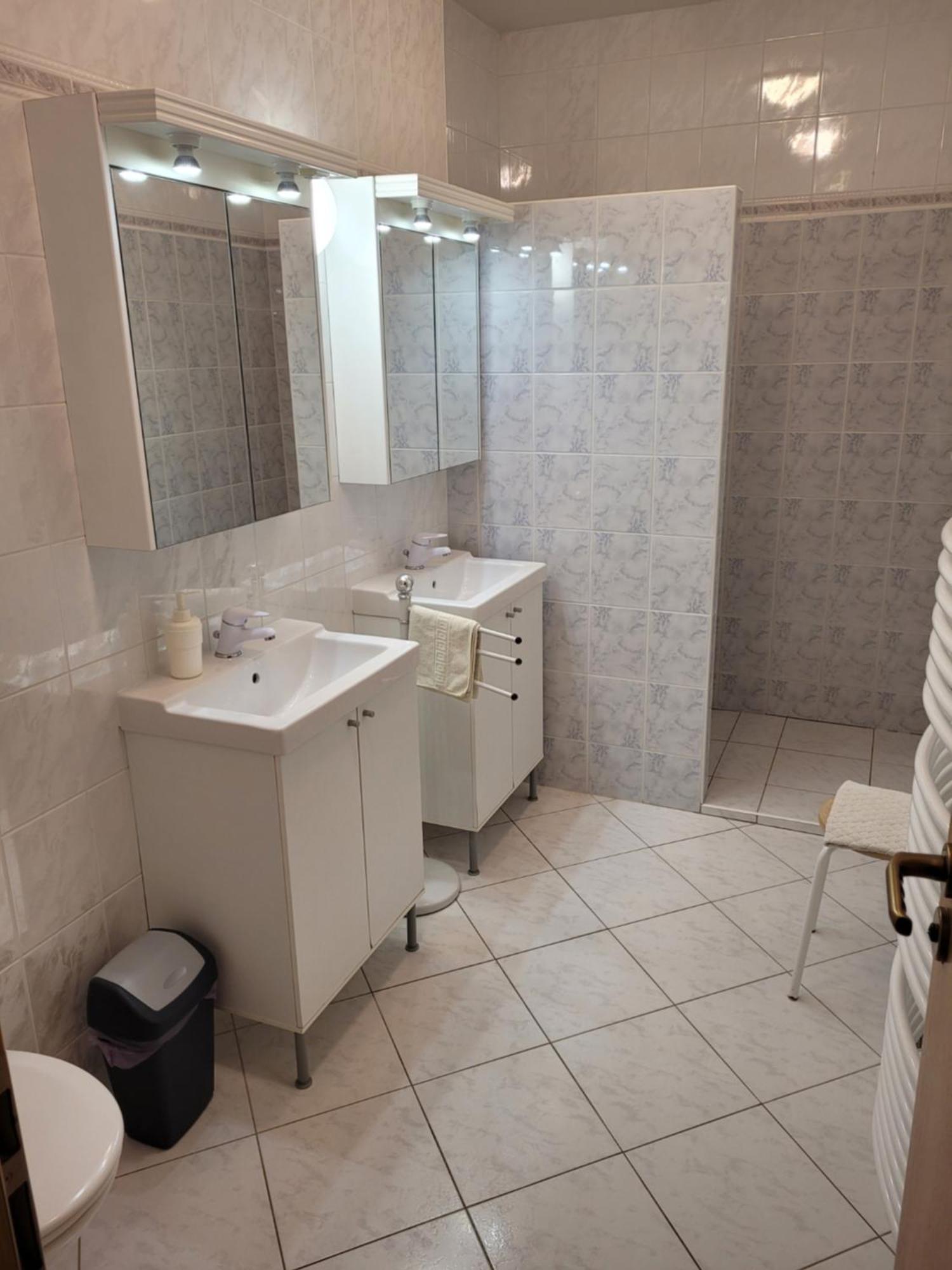 Apartment Kubu 3 Samostatny S Kuchyni *