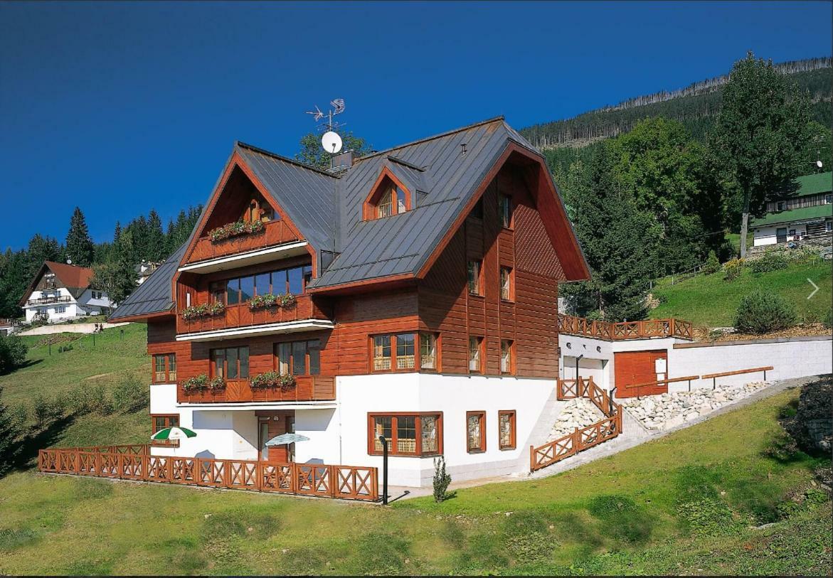 Kubu 3 Samostatny S Kuchyni * Spindleruv Mlyn